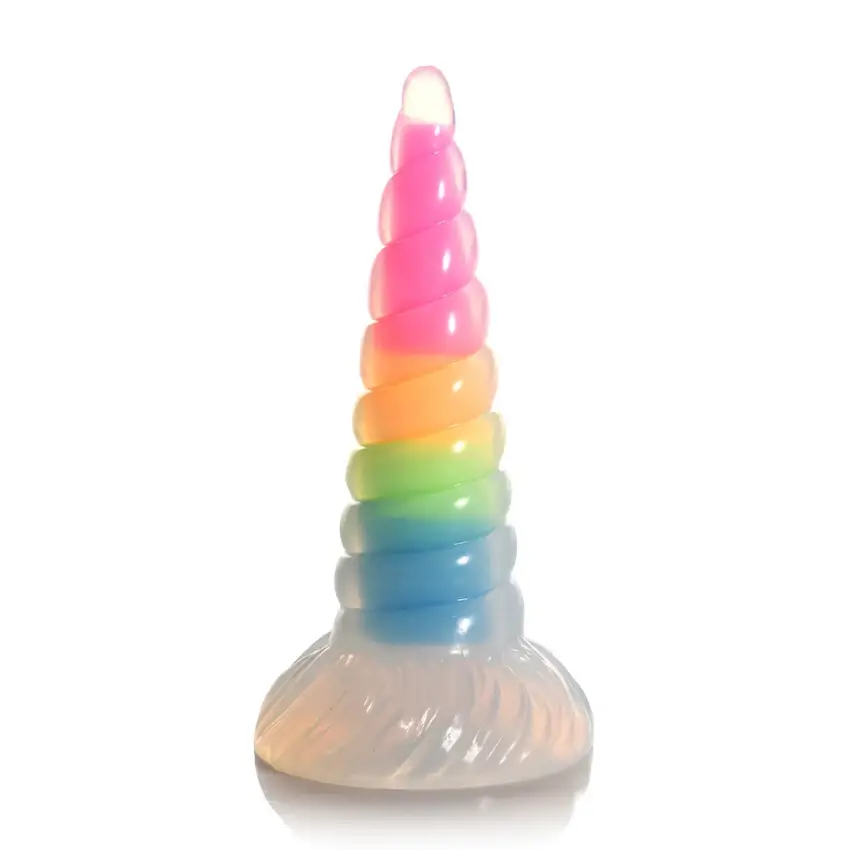 Świecące w ciemności tęczowe silikonowe dildo  XR Brands