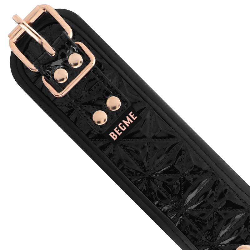 BEGME - BLACK EDITION COLLAR WITH NIPPLE CLAMPS WITH NEOPRENE LINING 5 BEGME - BLACK EDITION COLLAR WITH NIPPLE CLAMPS WITH NEOPRENE LINING - obrazek 5