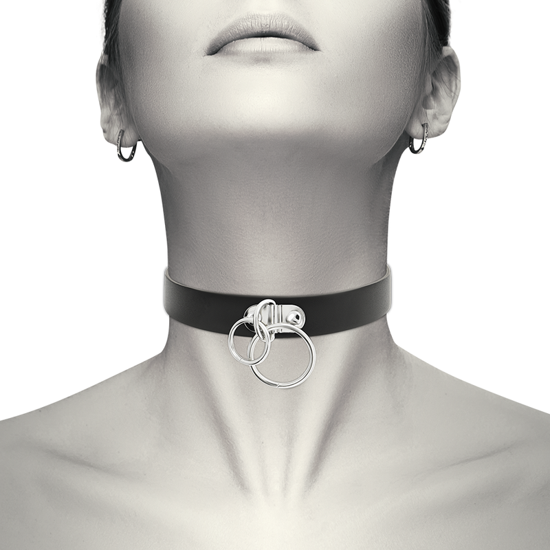 COQUETTE CHIC DESIRE - DOUBLE RING VEGAN LEATHER CHOKER 2 COQUETTE CHIC DESIRE - DOUBLE RING VEGAN LEATHER CHOKER - obrazek 2
