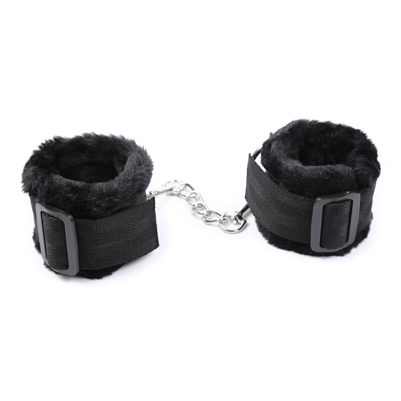 OHMAMA FETISH - FURRY LINED WRIST RESTRAINTS 5 OHMAMA FETISH - FURRY LINED WRIST RESTRAINTS - obrazek 5