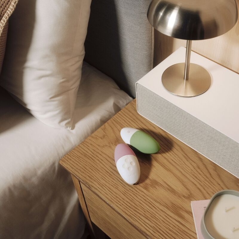 LELO - SIRI 3 CLITORIS MASSAGER PISTACHIO CREAM 4 LELO - SIRI 3 CLITORIS MASSAGER PISTACHIO CREAM - obrazek 4