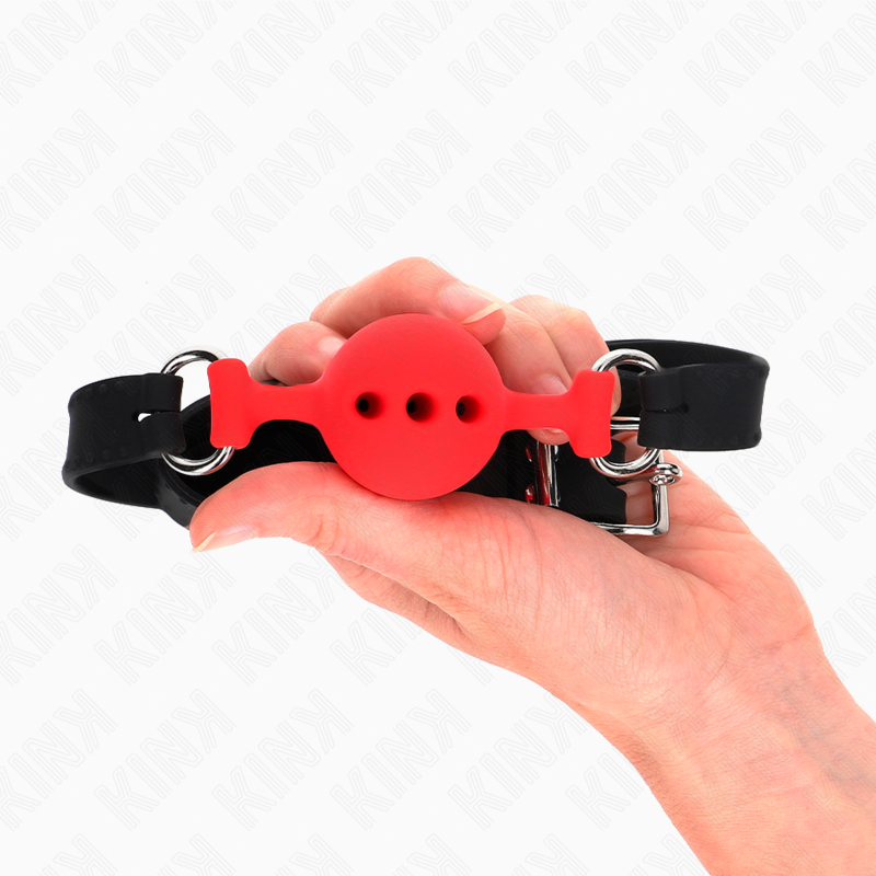 KINK - FULL SILICONE GAG 55 x 2 CM WITH 4 CM BALL SIZE S RED ADJUSTABLE 35-51 CM 2 KINK - FULL SILICONE GAG 55 x 2 CM WITH 4 CM BALL SIZE S RED ADJUSTABLE 35-51 CM - obrazek 2