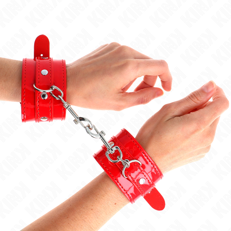 KINK - SHINY HAND CUFFS RED ADJUSTABLE 23-33 CM 4 KINK - SHINY HAND CUFFS RED ADJUSTABLE 23-33 CM - obrazek 4
