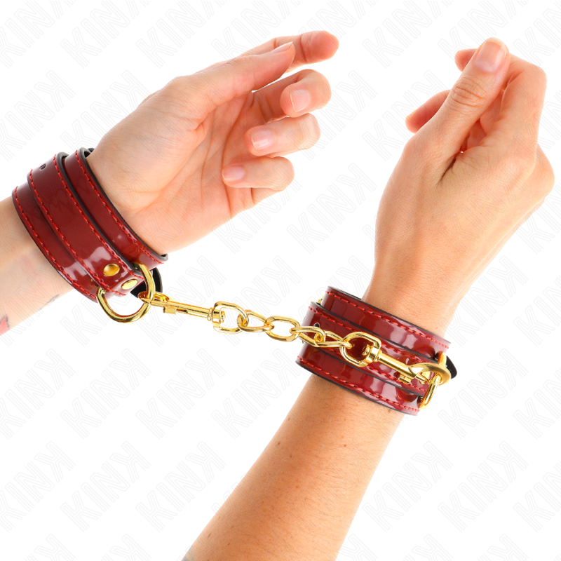 KINK - JOANNA ANGEL WRIST CUFFS RED ADJUSTABLE WITH GOLD CHAIN 16.5-26 CM X 4 CM 4 KINK - JOANNA ANGEL WRIST CUFFS RED ADJUSTABLE WITH GOLD CHAIN 16.5-26 CM X 4 CM - obrazek 4