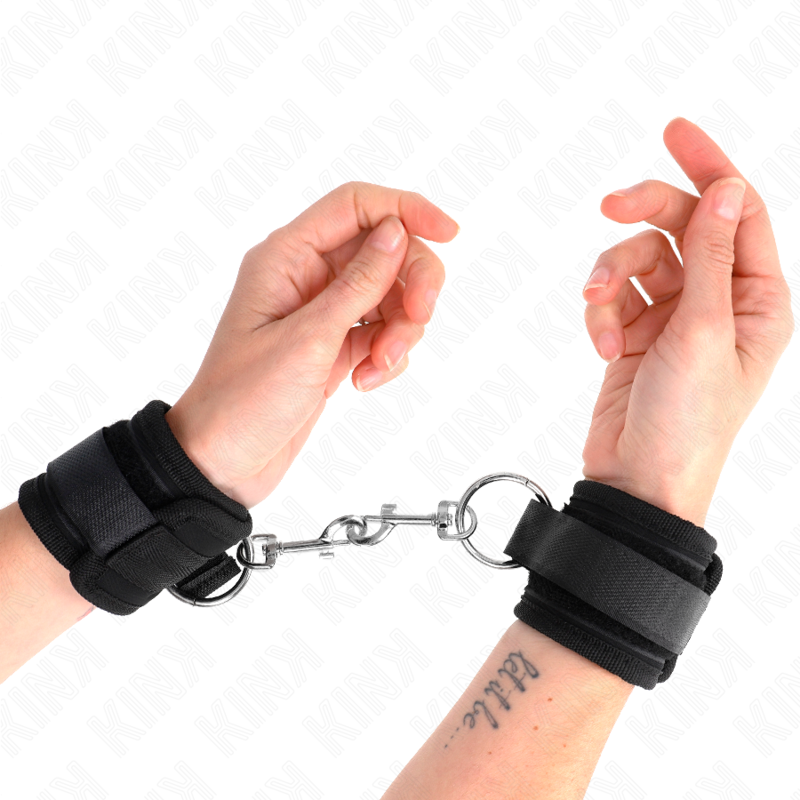 KINK - WRIST RESTRAINTS BLACK ADJUSTABLE 18-35 CM X 6 CM 4 KINK - WRIST RESTRAINTS BLACK ADJUSTABLE 18-35 CM X 6 CM - obrazek 4