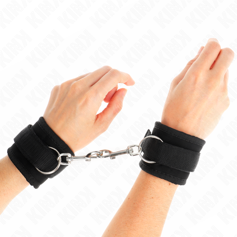 KINK - NYLON BIND HOOKLOOP WRIST RESTRAINTS BLACK MODEL 2 ADJUSTABLE 18-35 CM X 6 CM 4 KINK - NYLON BIND HOOKLOOP WRIST RESTRAINTS BLACK MODEL 2 ADJUSTABLE 18-35 CM X 6 CM - obrazek 4