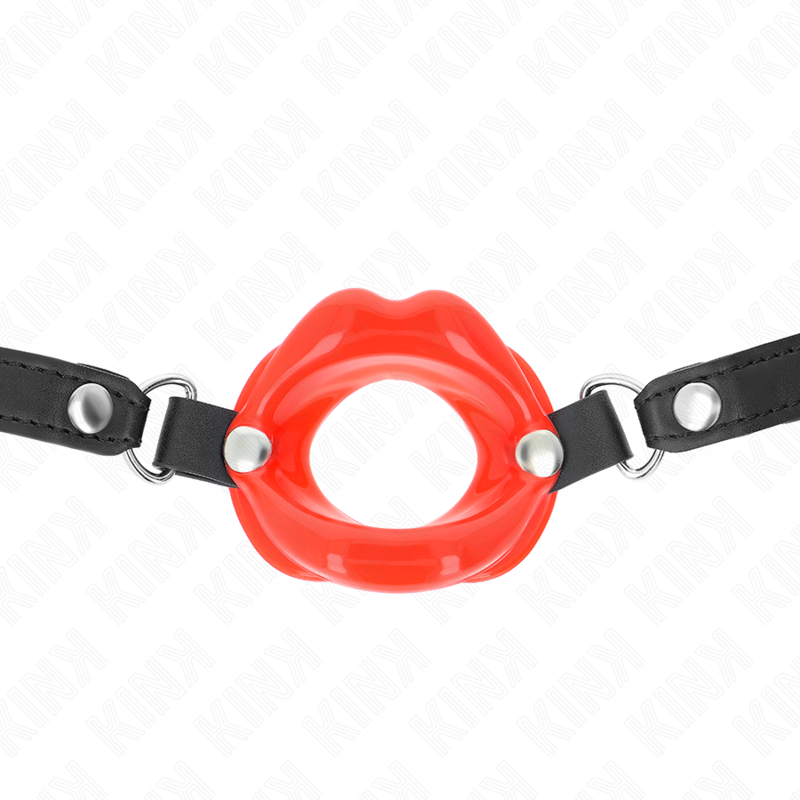 KINK - LIP 8 CM GAG WITH RED LEATHERETTE STRAP 63 x 2 CM ADJUSTABLE 39-58 CM 3 KINK - LIP 8 CM GAG WITH RED LEATHERETTE STRAP 63 x 2 CM ADJUSTABLE 39-58 CM - obrazek 3