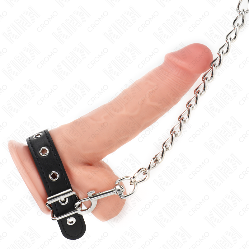 KINK - LEATHER PENIS RING WITH STRAP 21.5 X 2 CM AND METAL CHAIN 60 CM 2 KINK - LEATHER PENIS RING WITH STRAP 21.5 X 2 CM AND METAL CHAIN 60 CM - obrazek 2