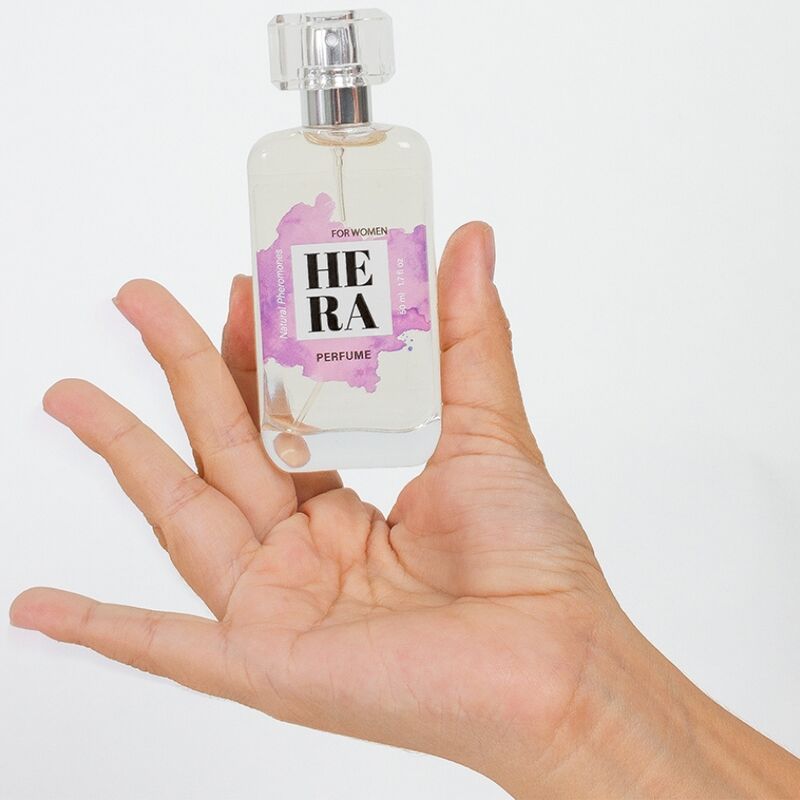 SECRETPLAY - HERA NATURAL PERFUME PHEROMONES SPRAY FOR WOMEN 50 ML 2 SECRETPLAY - HERA NATURAL PERFUME PHEROMONES SPRAY FOR WOMEN 50 ML - obrazek 2