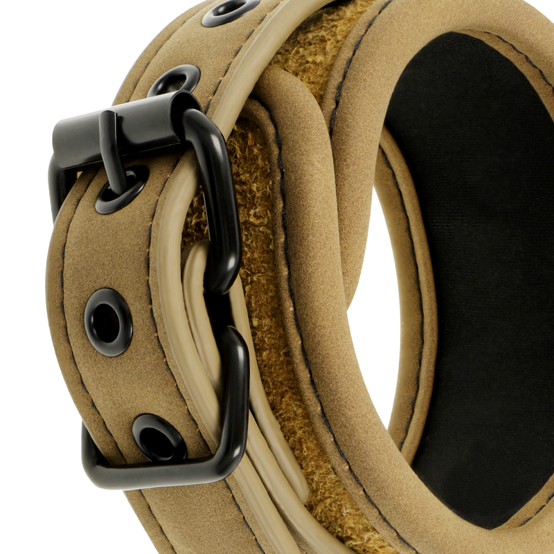 FETISH SUBMISSIVE ORIGEN - VEGAN LEATHER HANDCUFFS WITH NEOPRENE LINING 3 FETISH SUBMISSIVE ORIGEN - VEGAN LEATHER HANDCUFFS WITH NEOPRENE LINING - obrazek 3